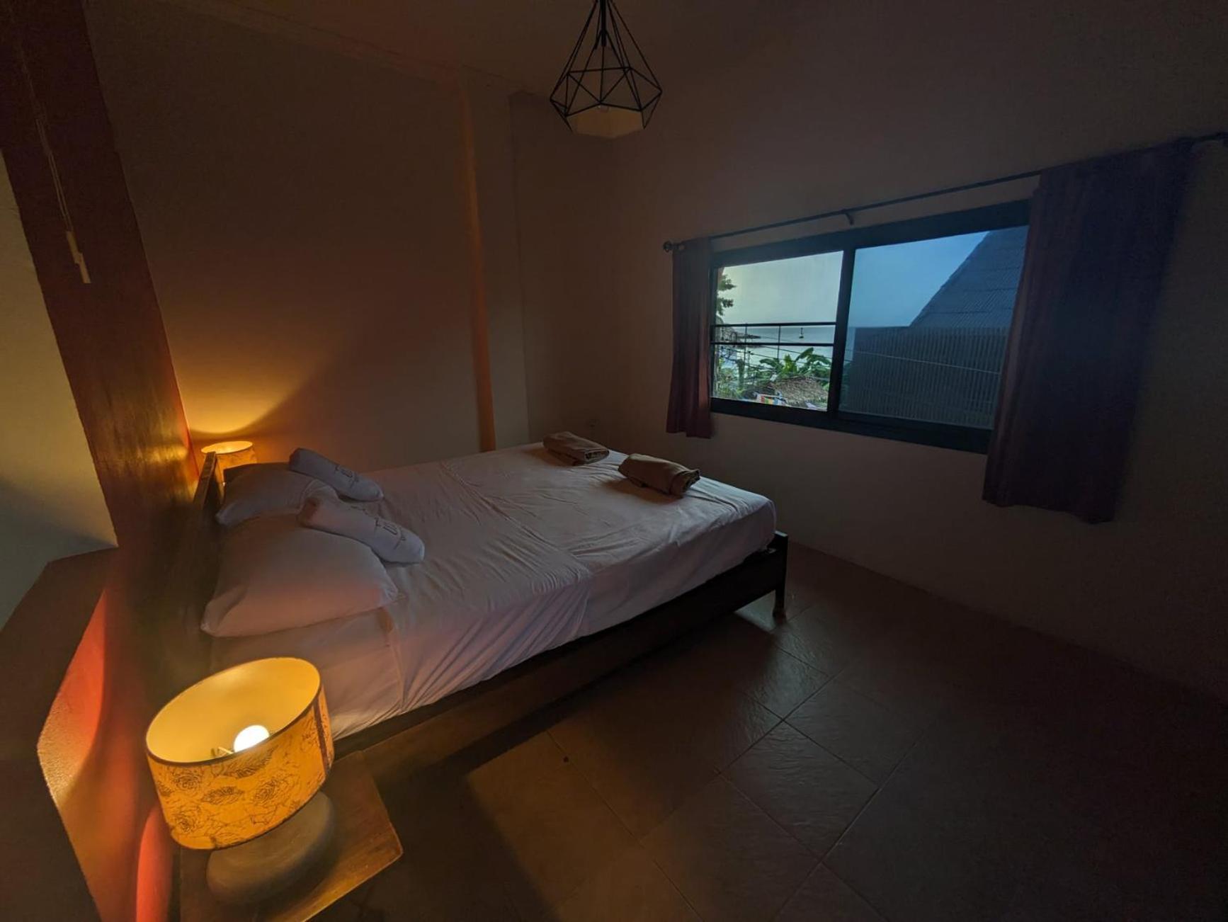 Goodtime Utopia Guesthouse Ko Tao Bagian luar foto