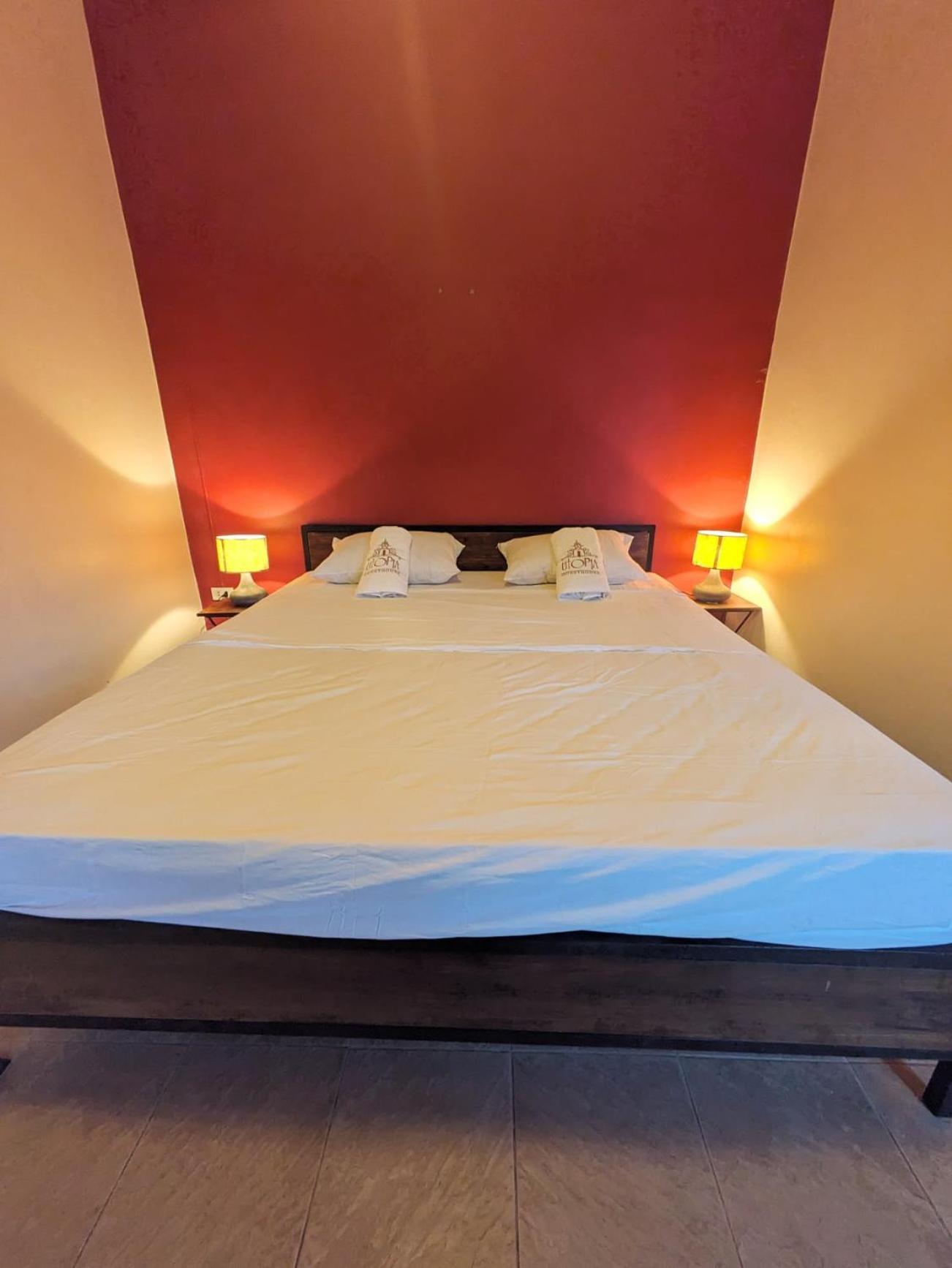 Goodtime Utopia Guesthouse Ko Tao Bagian luar foto